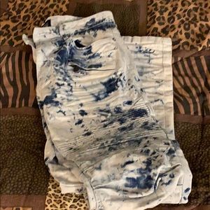 Men’s skinny jeans